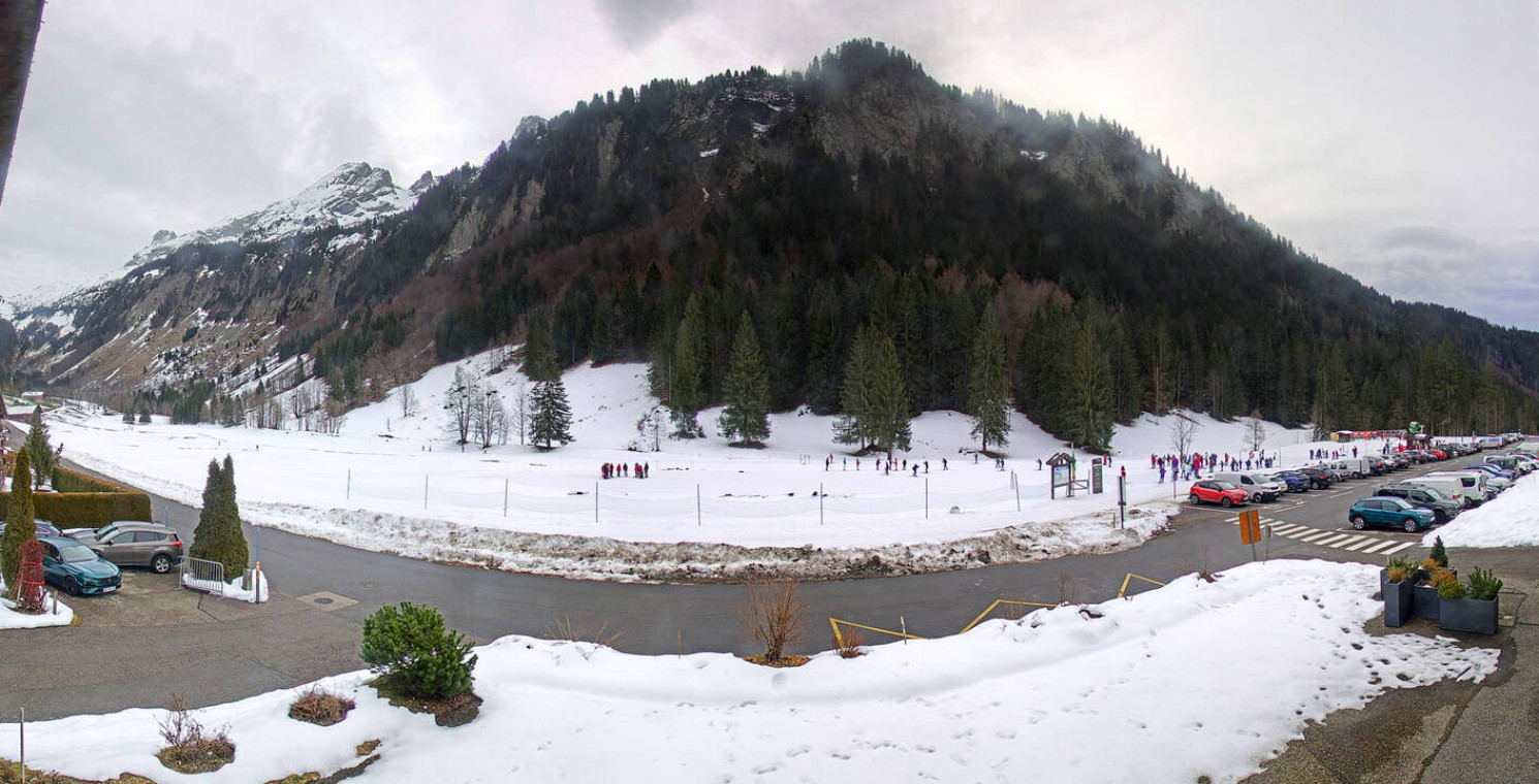 Webcam Le Grand-Bornand - Auberge Nordique Lormay - 1200 m